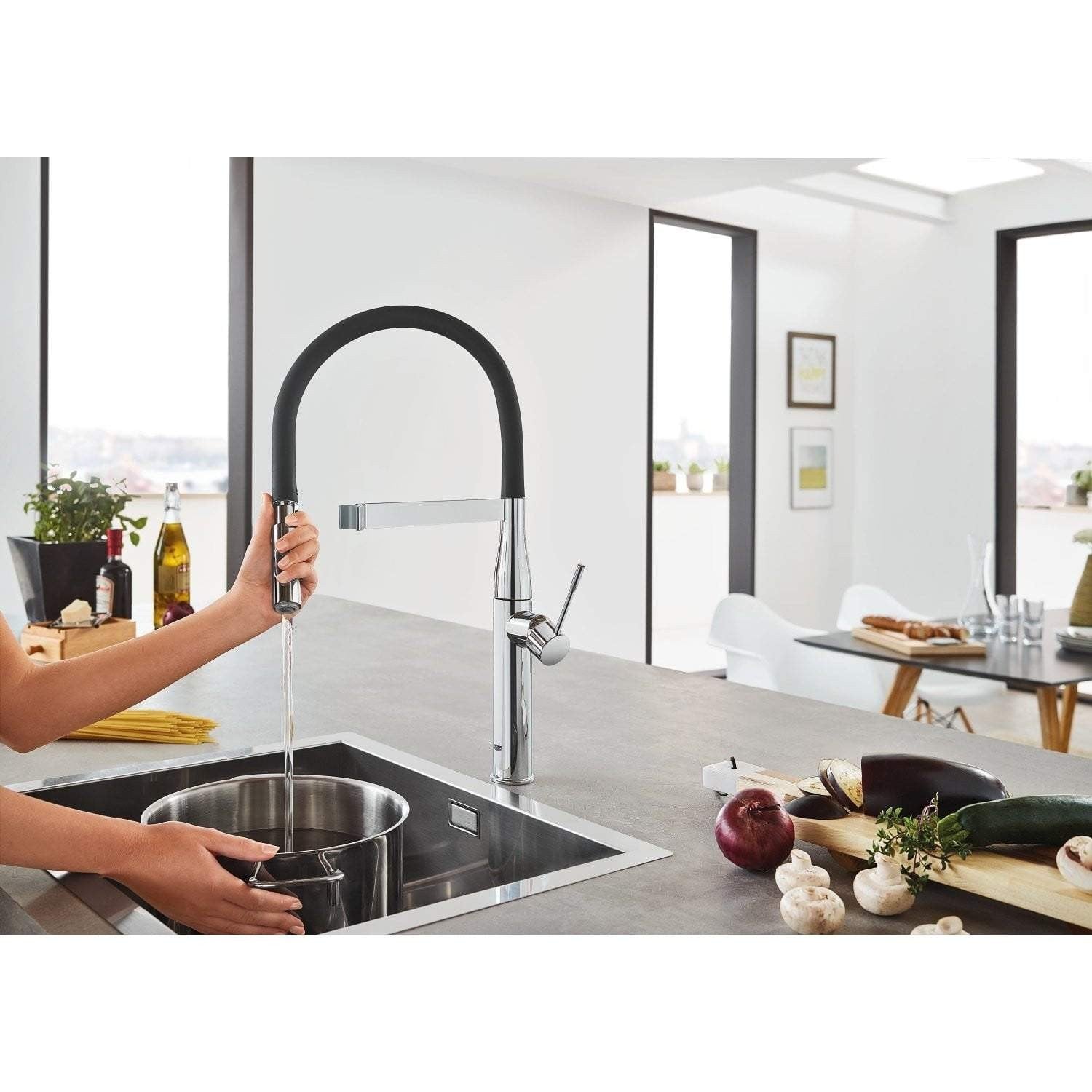 Grohe Essence Professional Kitchen Single-Lever Sink Mixer